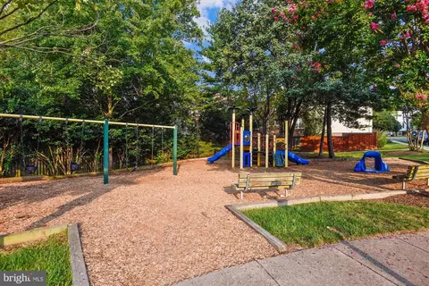 8108 Kings Point Ct, Springfield, VA 22153 photo 67
