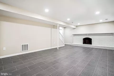8108 Kings Point Ct, Springfield, VA 22153 photo 38