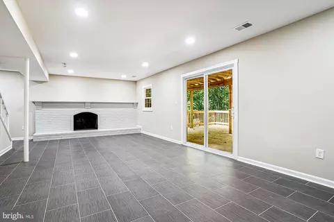 8108 Kings Point Ct, Springfield, VA 22153 photo 40
