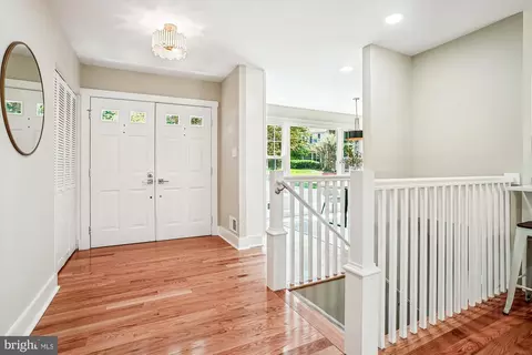 8108 Kings Point Ct, Springfield, VA 22153 photo 26
