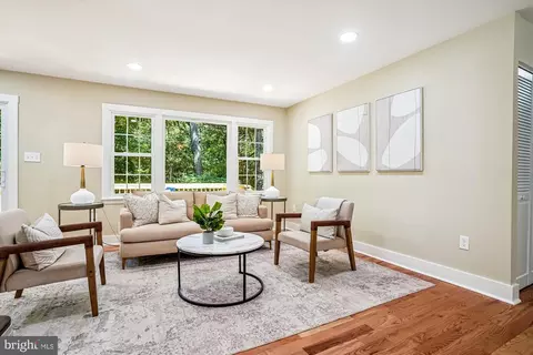 8108 Kings Point Ct, Springfield, VA 22153 photo 15