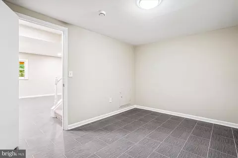 8108 Kings Point Ct, Springfield, VA 22153 photo 35