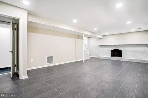 8108 Kings Point Ct, Springfield, VA 22153 photo 39