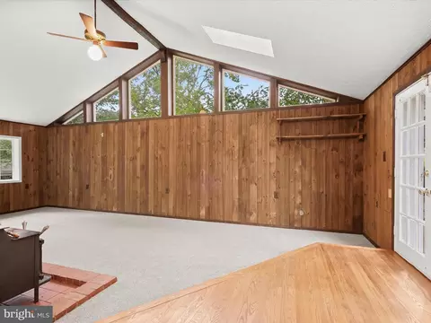 Living - 6303 Julian St, Springfield, VA 22150 photo 12 of 19
