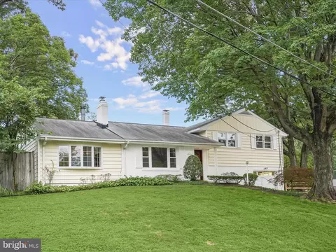 Exterior - 6303 Julian St, Springfield, VA 22150 photo 3 of 20