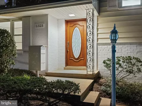 Exterior - 6303 Julian St, Springfield, VA 22150 photo 18 of 20