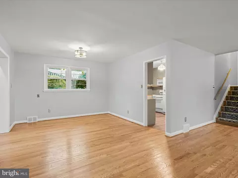 Living - 6303 Julian St, Springfield, VA 22150 photo 11 of 19