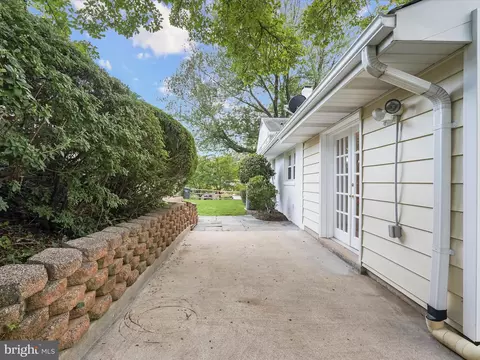 Exterior - 6303 Julian St, Springfield, VA 22150 photo 10 of 20