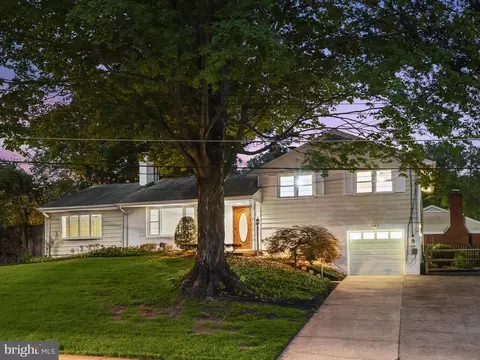 Exterior - 6303 Julian St, Springfield, VA 22150 photo 2 of 20