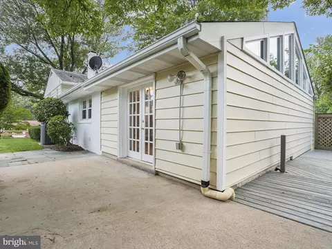 Exterior - 6303 Julian St, Springfield, VA 22150 photo 11 of 20
