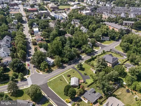 855 Park Ave, Herndon, VA 20170 photo 45