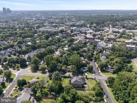 855 Park Ave, Herndon, VA 20170 photo 46