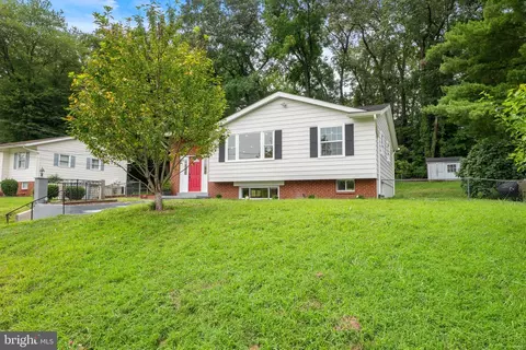 8912 Sylvania St, Lorton, VA 22079