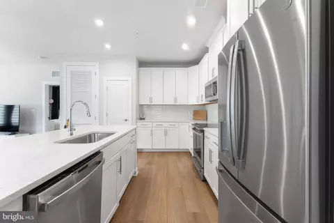 1669 Bandit Loop #101A, Reston, VA 20190 photo 13