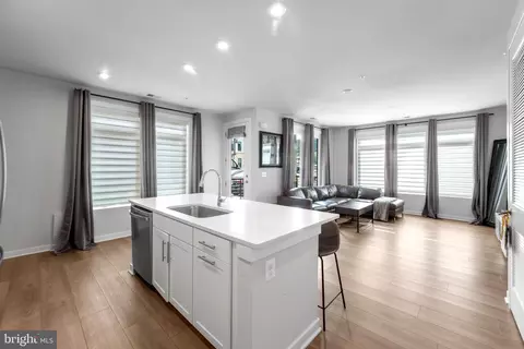 1669 Bandit Loop #101A, Reston, VA 20190 photo 14