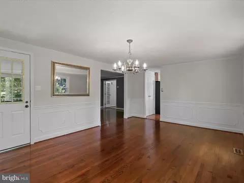 5706 Heming Ave, Springfield, VA 22151 photo 12