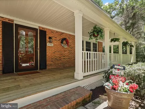 5706 Heming Ave, Springfield, VA 22151 photo 4