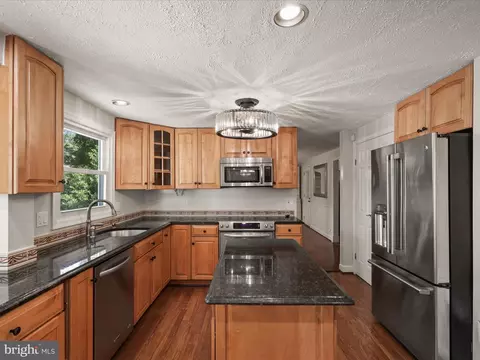 5706 Heming Ave, Springfield, VA 22151 photo 17