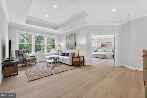 Entry Way - 1314 Macbeth St, Mclean, VA 22102 photo 13 of 28