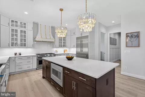 Kitchen - 1314 Macbeth St, Mclean, VA 22102 photo 4 of 7