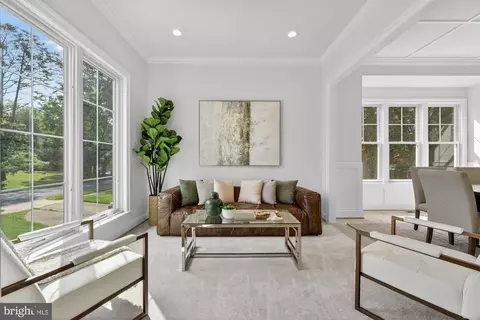 Living - 1314 Macbeth St, Mclean, VA 22102 photo 1 of 4