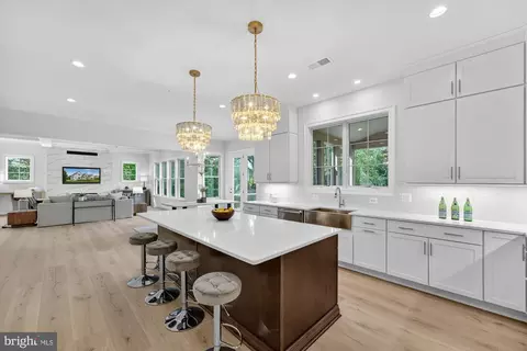 Kitchen - 1314 Macbeth St, Mclean, VA 22102 photo 5 of 7