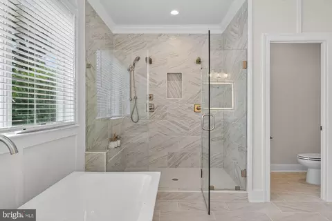 Bath - 1314 Macbeth St, Mclean, VA 22102 photo 8 of 9