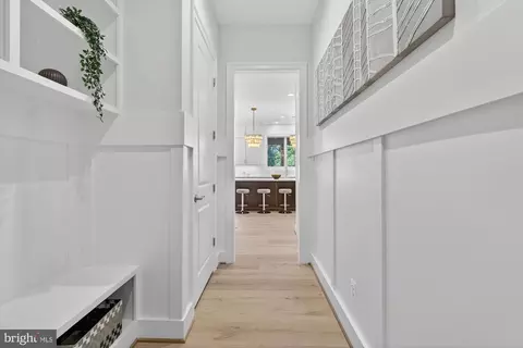 Entry Way - 1314 Macbeth St, Mclean, VA 22102 photo 11 of 28
