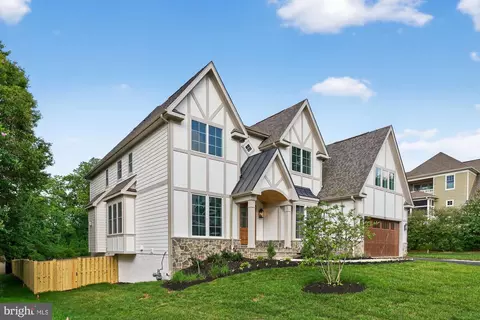 Exterior - 1314 Macbeth St, Mclean, VA 22102 photo 3 of 11