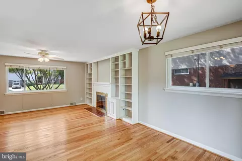 7312 Dunston St, Springfield, VA 22151 photo 13