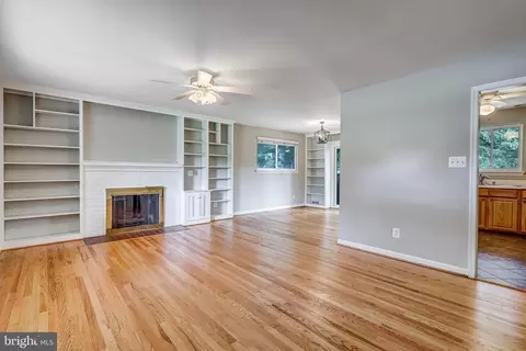 7312 Dunston St, Springfield, VA 22151 photo 6