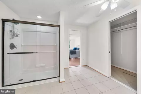 Entry Way - 8690 Young Ct, Springfield, VA 22153 photo 5 of 5