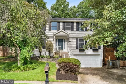 Exterior - 8690 Young Ct, Springfield, VA 22153 photo 8 of 16