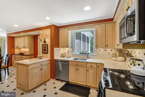 Kitchen - 9403 Onion Patch Dr, Burke, VA 22015 photo 1 of 5
