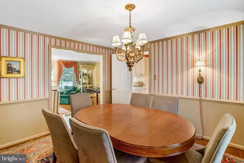 Dining - 9403 Onion Patch Dr, Burke, VA 22015 photo 4 of 5