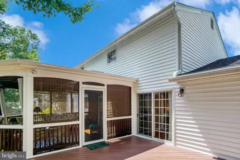 Exterior - 9403 Onion Patch Dr, Burke, VA 22015 photo 10 of 23