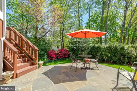 Exterior - 9403 Onion Patch Dr, Burke, VA 22015 photo 16 of 23