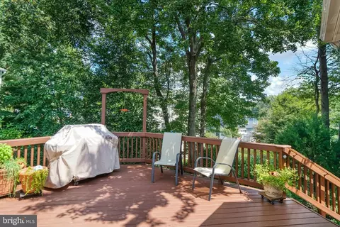 Exterior - 9403 Onion Patch Dr, Burke, VA 22015 photo 8 of 23