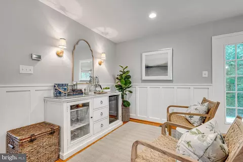 Entry Way - 2091 Cobblestone Ln, Reston, VA 20191 photo 2 of 2