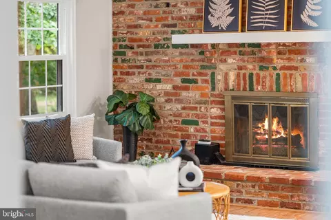 7509 Cervantes Ct, Springfield, VA 22153 photo 20