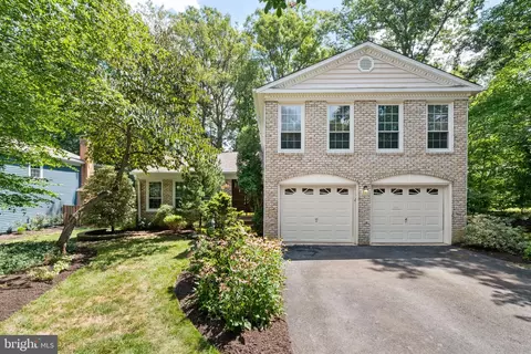7509 Cervantes Ct, Springfield, VA 22153 photo 4