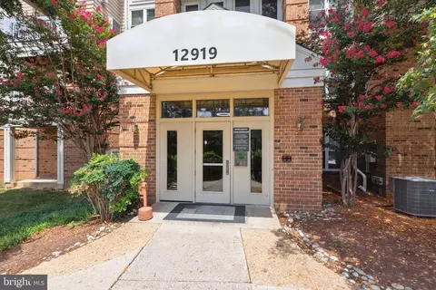 12919 Alton Sq #307, Herndon, VA 20170