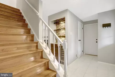 Entry Way - 7210 Sterling Grove Dr, Springfield, VA 22150 photo 2 of 10