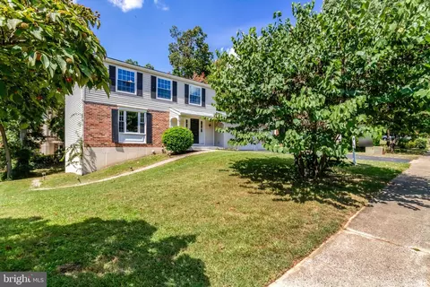 Exterior - 7210 Sterling Grove Dr, Springfield, VA 22150 photo 5 of 13