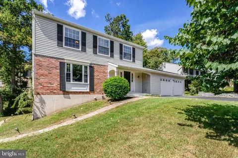 Exterior - 7210 Sterling Grove Dr, Springfield, VA 22150 photo 4 of 13