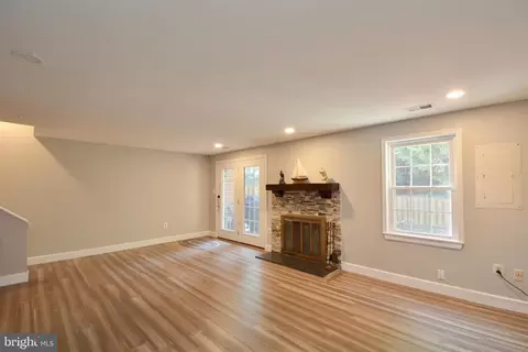 7212 Gentian Ct, Springfield, VA 22152 photo 25