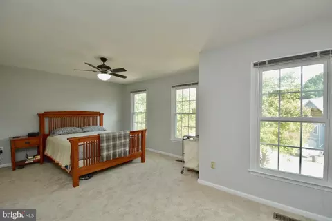 7212 Gentian Ct, Springfield, VA 22152 photo 7