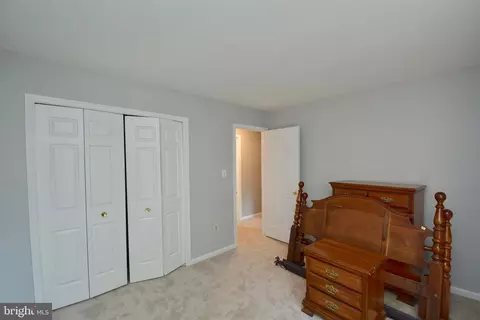 7212 Gentian Ct, Springfield, VA 22152 photo 12