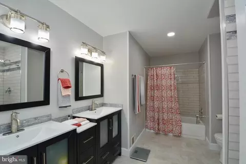 7212 Gentian Ct, Springfield, VA 22152 photo 10