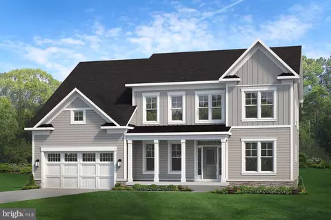 2418 Holt St, Vienna, VA 22180